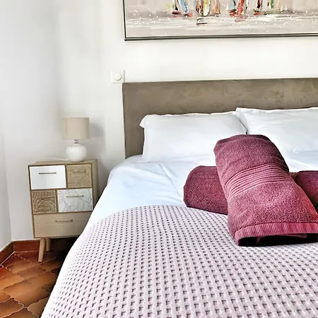 Familiale à Sanary, Climatisée, à Pieds Сasa de vacaciones