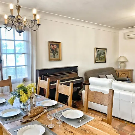 Familiale à Sanary, Climatisée, à Pieds Сasa de vacaciones Sanary-sur-Mer