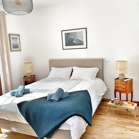 Сasa de vacaciones Familiale à Sanary, Climatisée, à Pieds *