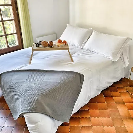 Familiale à Sanary, Climatisée, à Pieds